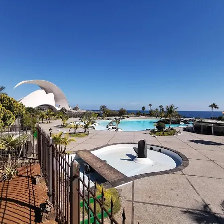 Home2book Cruz Skyline Comfy * Santa Cruz de Tenerife
